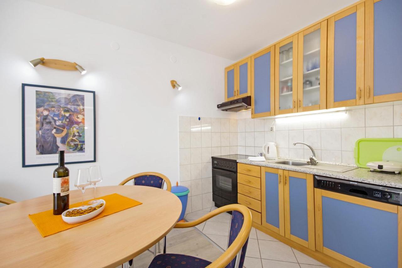 In Your Pocket For 4 Person Apartman Split